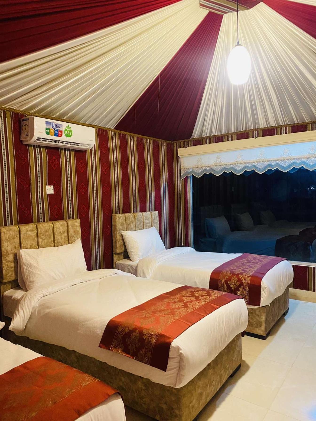 Wadi Rum Sky Camp Εξωτερικό φωτογραφία