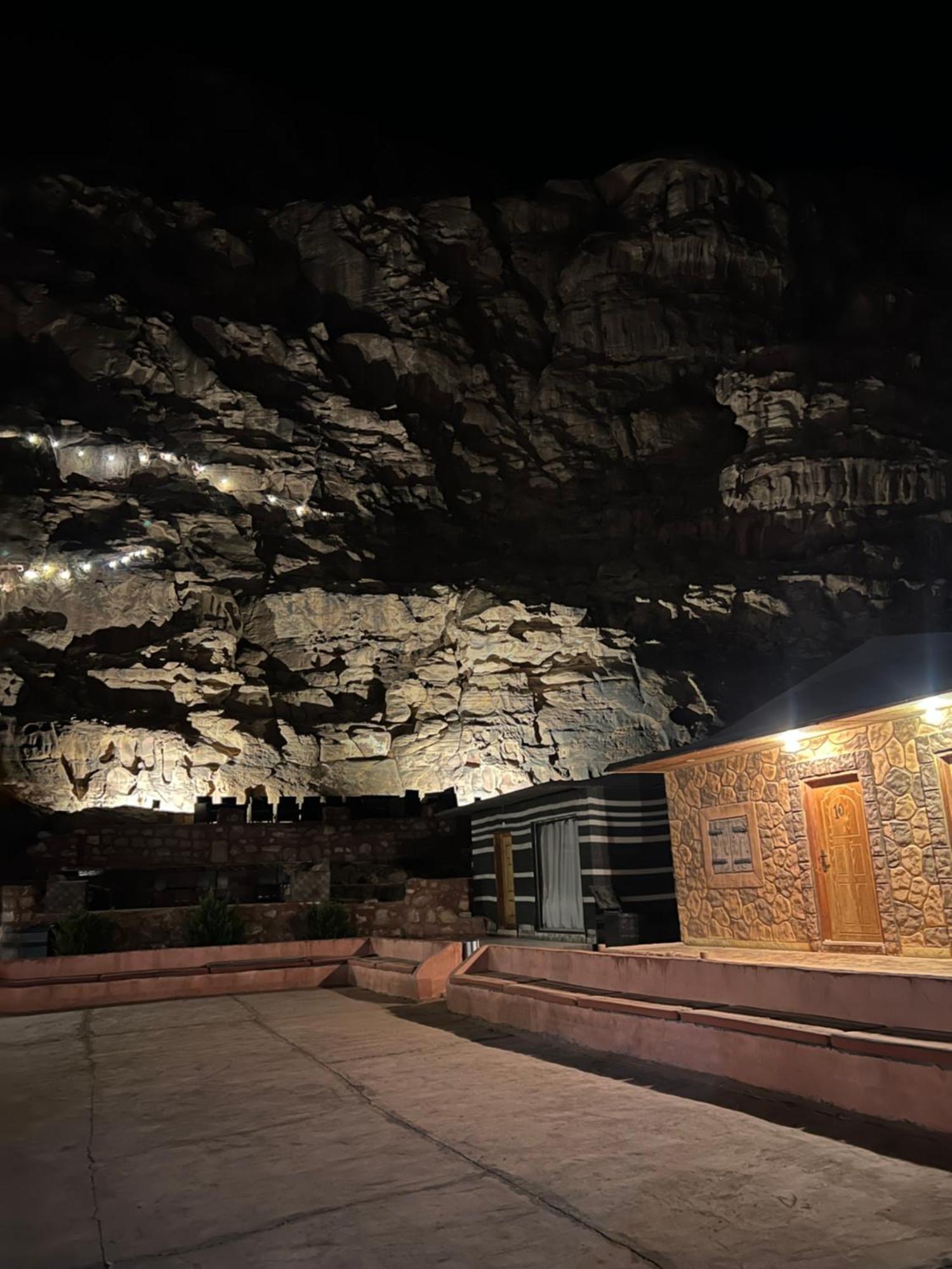 Wadi Rum Sky Camp Εξωτερικό φωτογραφία